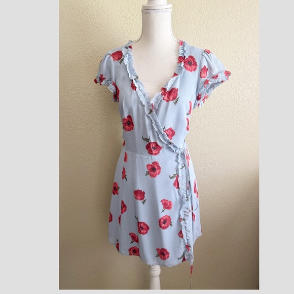 Reformation Garnet Wrap Floral Print Mini Dress Size: Large - Picture 3 of 9
